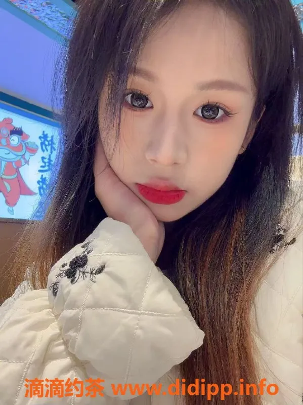 广州楼凤-荔湾小不点，嫩妹大胸夜课7P特惠