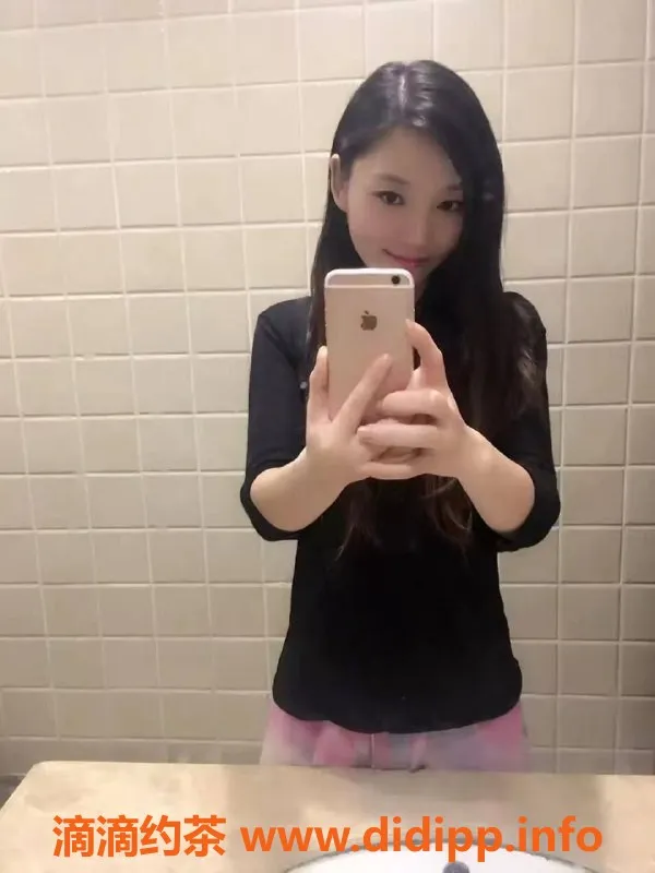 成都楼凤资源信息,锦江区小白兔，90分钟无限服务，身材纤细