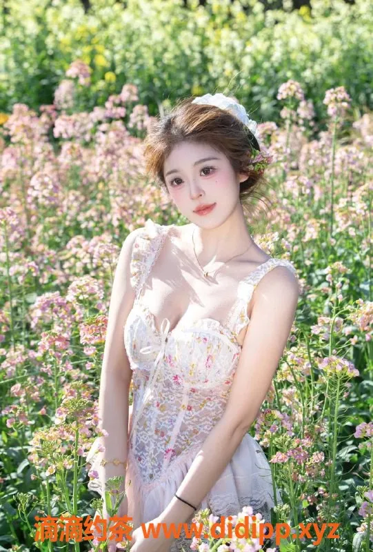 广州楼凤-天河御姐莫莫酱，10P夜课大胸诱惑