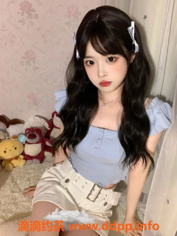 重庆楼凤资源信息,重庆回兴高颜小萝莉18岁，165cm温柔服务