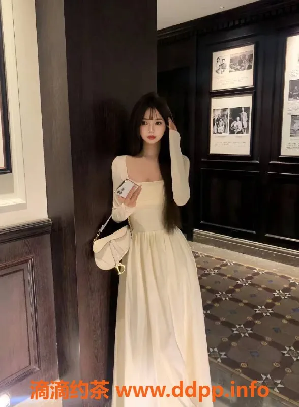 广州楼凤-天河嫩妹云朵，700元起享私密服务