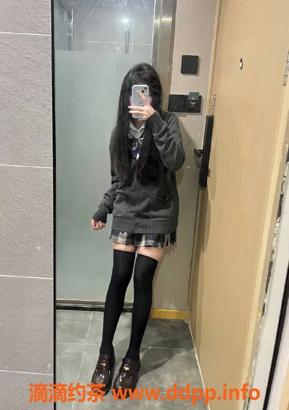 广州楼凤资源信息,天河嫩妹云朵，700元起享私密服务