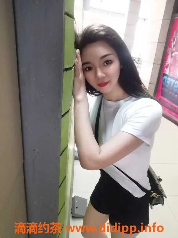 广州楼凤-花都千红26岁164cm诱惑女神，等你来体验！