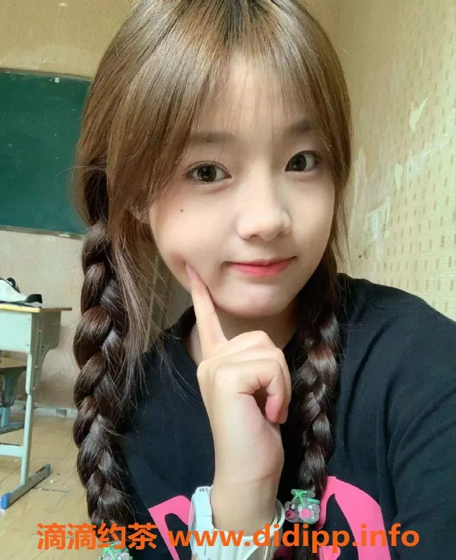 杭州楼凤-上城小呆呆，嫩妹舌吻69互舔，超值优惠