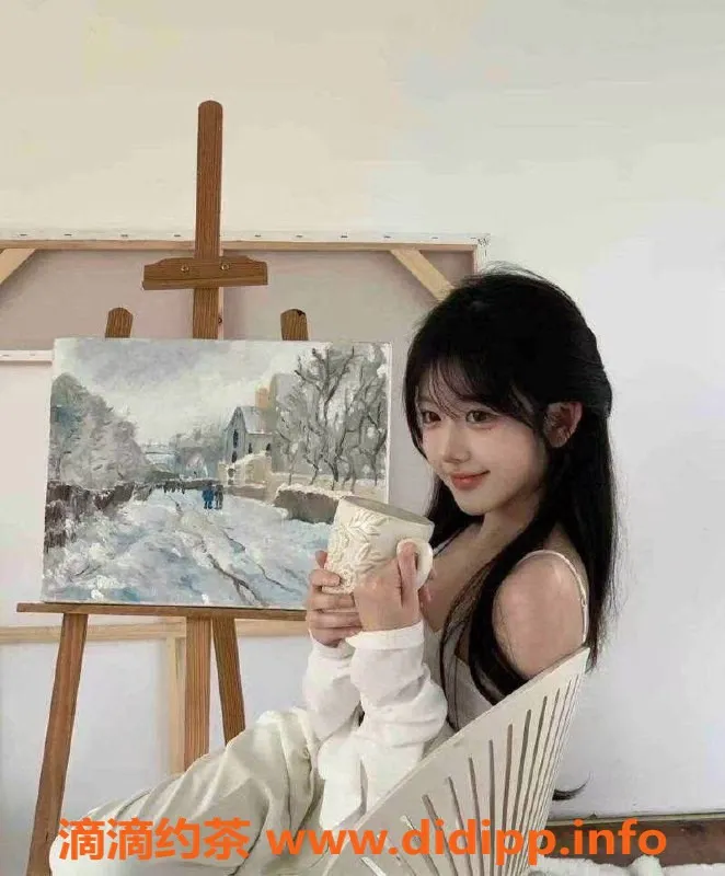 杭州楼凤-小蜜蜂：青春165cm，陪浴与激情服务任你选