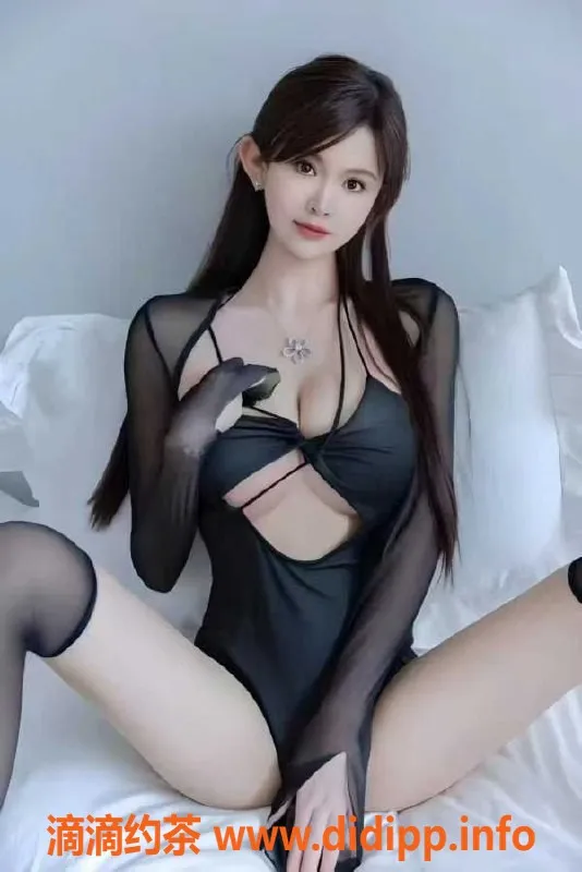 深圳楼凤-龙岗区甜甜，22岁快餐服务，166cm，46kg