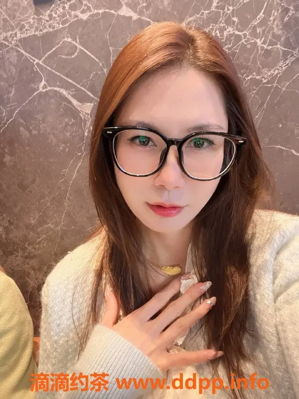 广州楼凤-天河小贝御姐，700元一小时服务