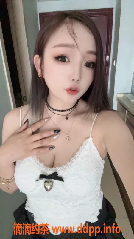 南京楼凤-南京浦口区小妖，158cm，88斤，24岁，情趣服务任你选！