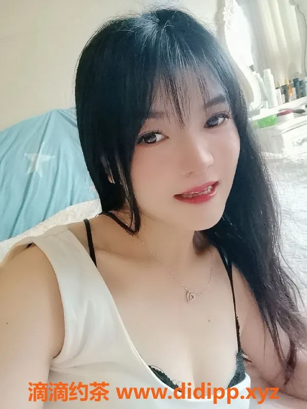 长沙楼凤-芙蓉区柠柠，400元享受无套口服务