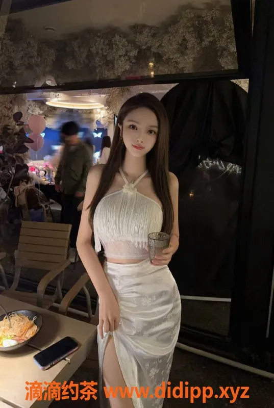 厦门楼凤资源信息,厦门思明区林若萱，164cm丰臀女神，600元享特级服务