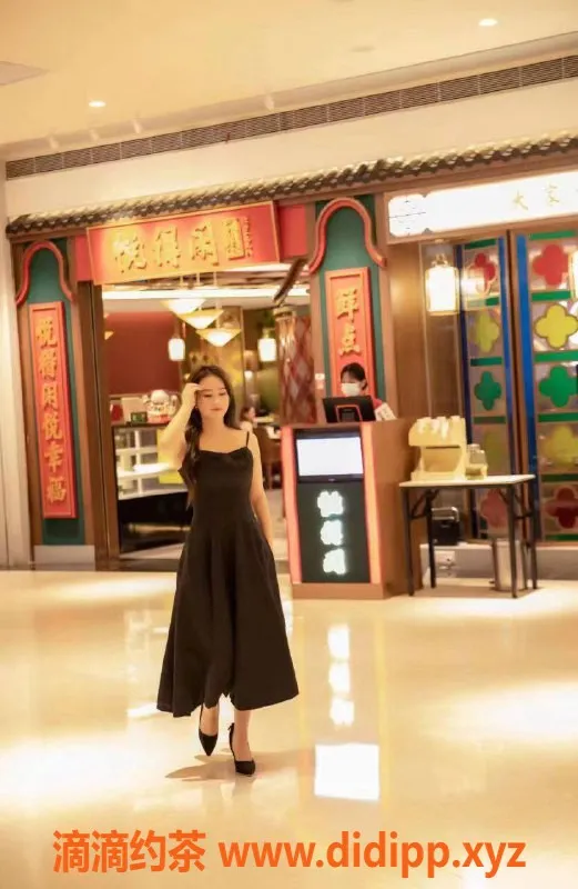 深圳楼凤-宝安洋洋，800元/次，享受无与伦比的服务