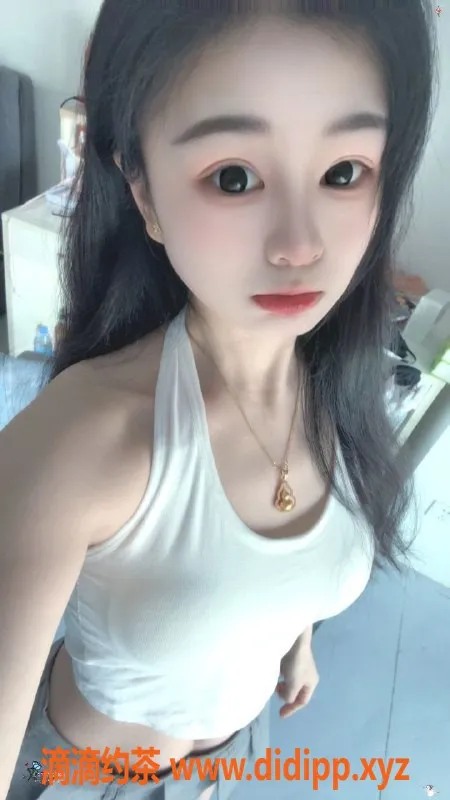 广州楼凤-天河御姐福宝，500元专业服务等你来！