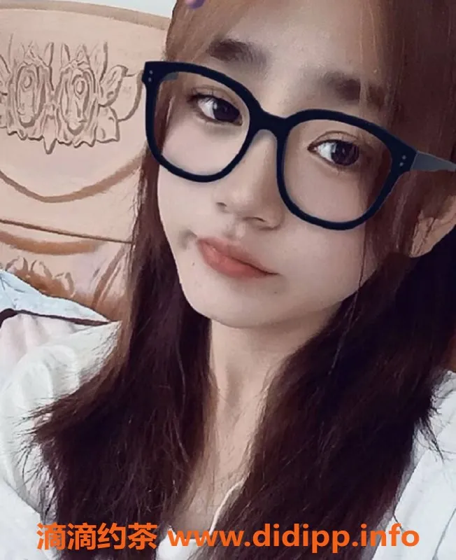 成都楼凤-成华区小馨馨，萌妹服务7p 11p