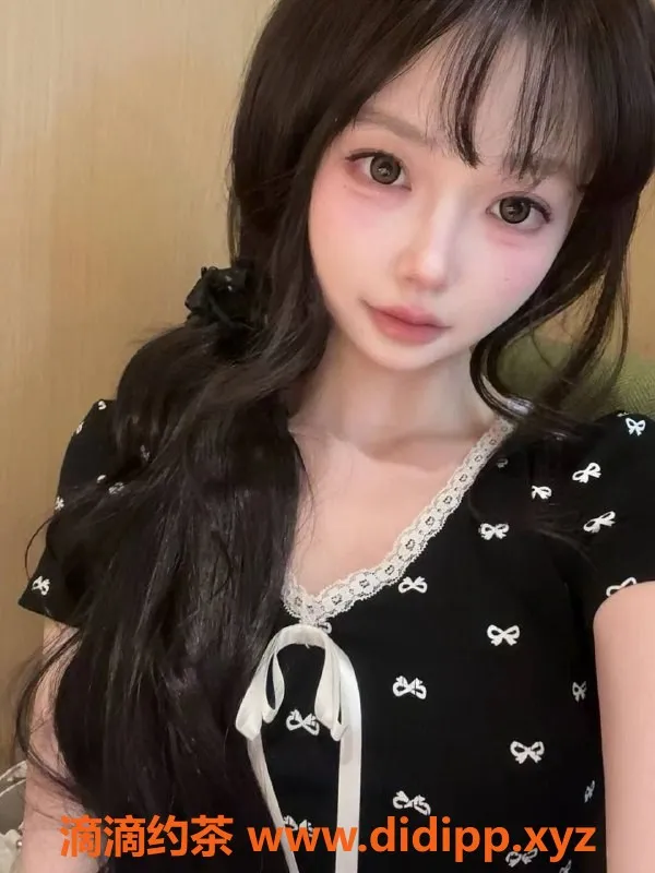 长沙楼凤-雨花区18岁夏茉，160身高80体重，热情服务仅需600p