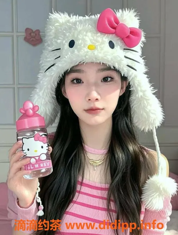 广州楼凤-天河钱多多嫩妹来袭，600元享69舌吻服务！