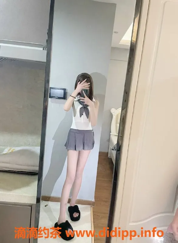 长沙楼凤资源信息,雨花区馨馨，19岁170cm，服务仅700起！