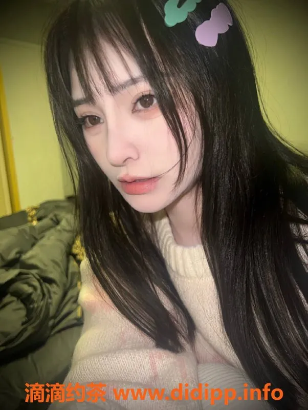 杭州楼凤-上城区小诺，超值1000，私聊了解更多