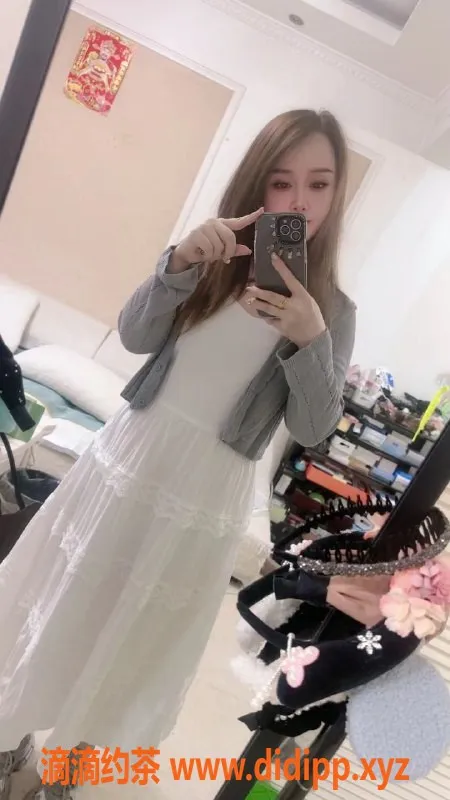 成都楼凤-武侯区少妇车#葡萄，5P/7PP服务超赞！