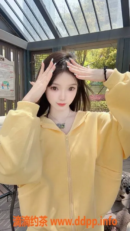 杭州楼凤资源信息,上城嫩妹欣欣子，900P起，舌吻服务