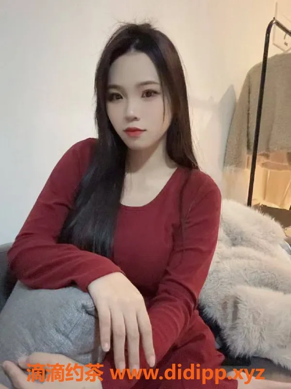 广州楼凤-番禺嫩妹茜茜，专享6P夜课服务