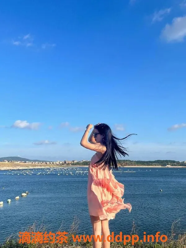 广州楼凤资源信息,黄埔御姐乐乐，享大长腿鸳鸯浴服务