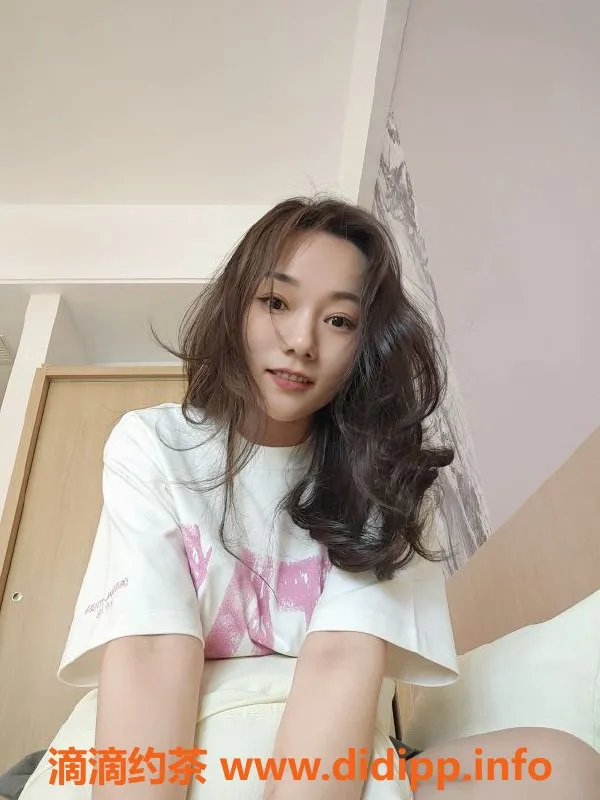 长沙楼凤资源信息,芙蓉区新下海艺名六月，服务500p起