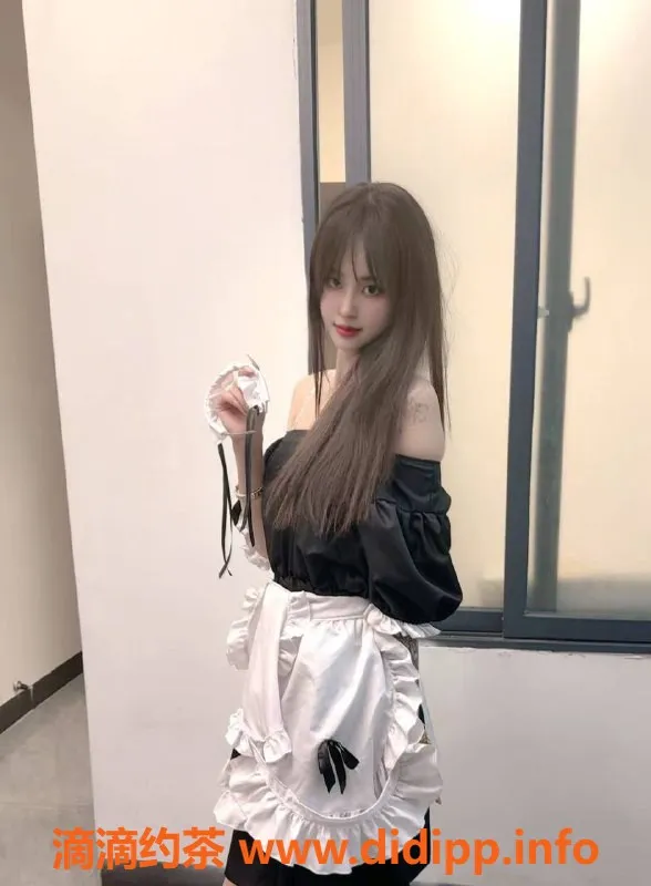 广州楼凤-天河嫩妹甜甜，700元约会等你来！