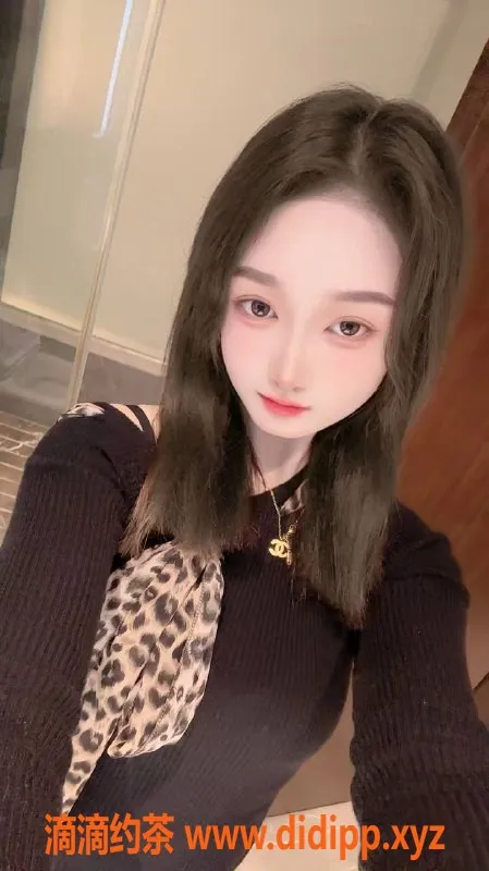 杭州楼凤-西湖区小爱，162cm身材，46kg D杯超赞体验