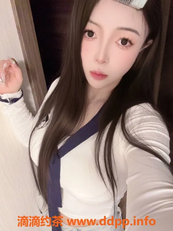 东莞楼凤资源信息,大朗依依，价格P/700，PP/1400，服务贴心