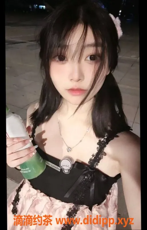 杭州楼凤资源信息,依依，上城区，课费800，服务好评如潮！