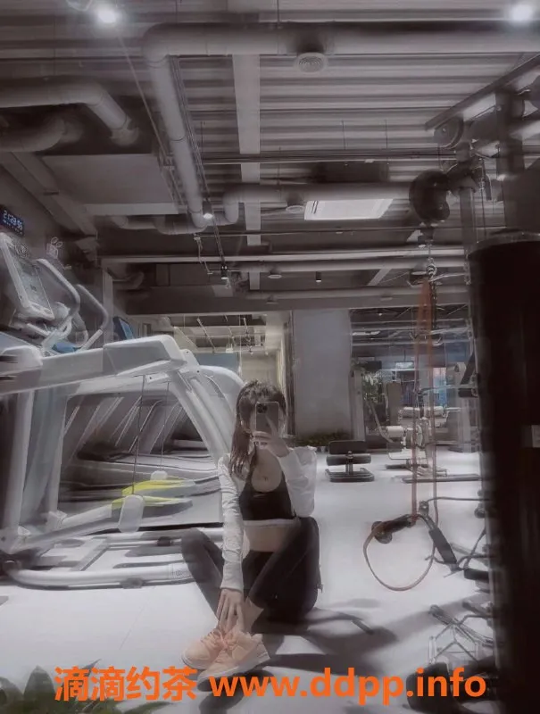 成都楼凤-锦城湖果果 500/800按摩放松体验