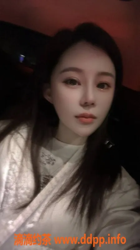 杭州楼凤-上城少妇小柒，双飞超享受