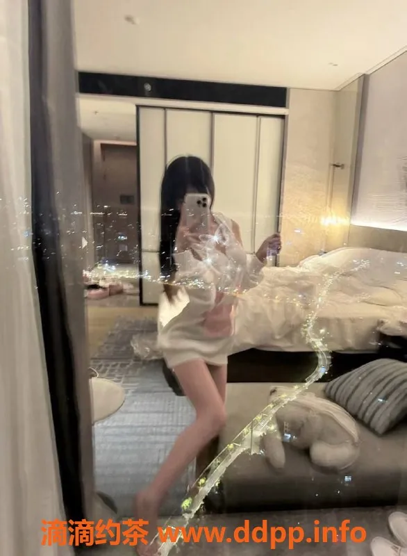 杭州楼凤-上城嫩妹奶昔，1000P体验舌吻服务