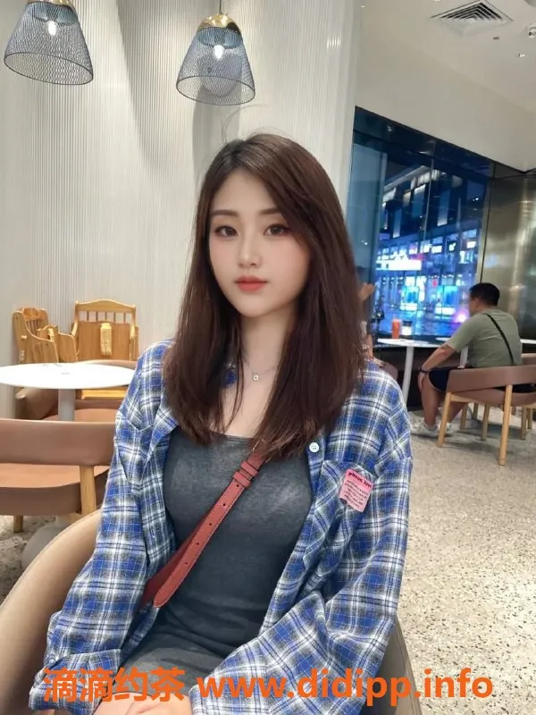 广州楼凤资源信息,佛山金沙洲杜老师蛇吻，600起享服务