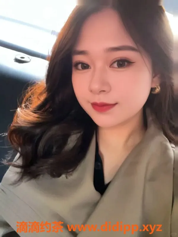 广州楼凤-佛山金沙洲苏老师蛇吻，600起服务