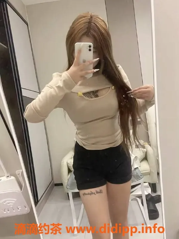 杭州楼凤-拱墅嫩妹小梦，巨乳特服务！