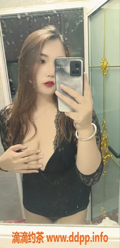 南京楼凤-南京江宁闹闹：24岁165cm D+罩杯，600元服务实惠