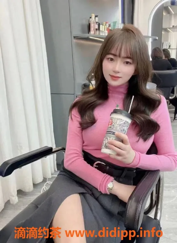 成都楼凤-天府一街米莱，168cm御姐，服务详尽仅700元