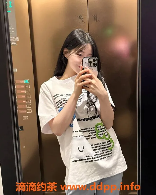 广州楼凤-天河区🐍吻青青，私聊畅聊服务项目