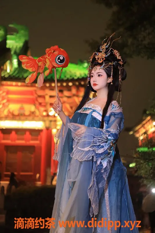 杭州楼凤-萧山区嫩妹陈可欣，巨乳69互舔服务