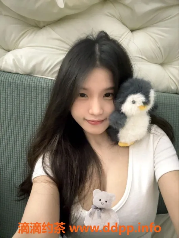 广州楼凤-天河御姐罗莎，夜课7P大胸诱惑