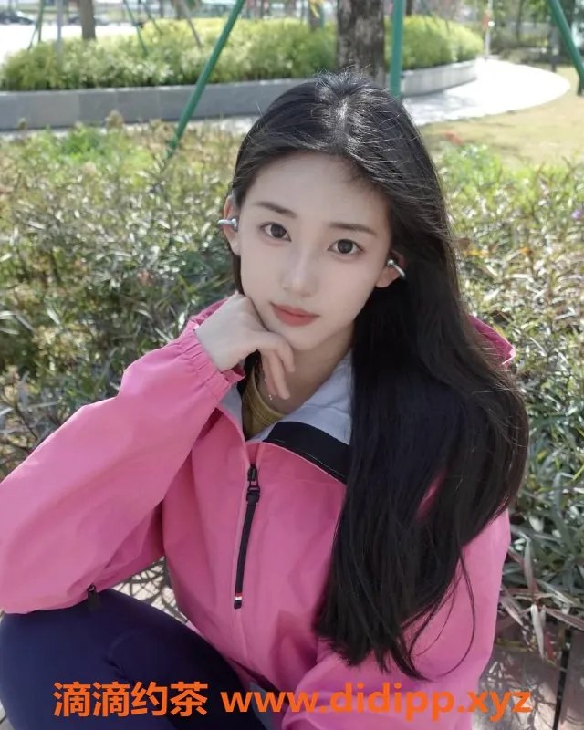 杭州楼凤-上城区美女陪洗浴，165cm，47kg，B➕，服务多样