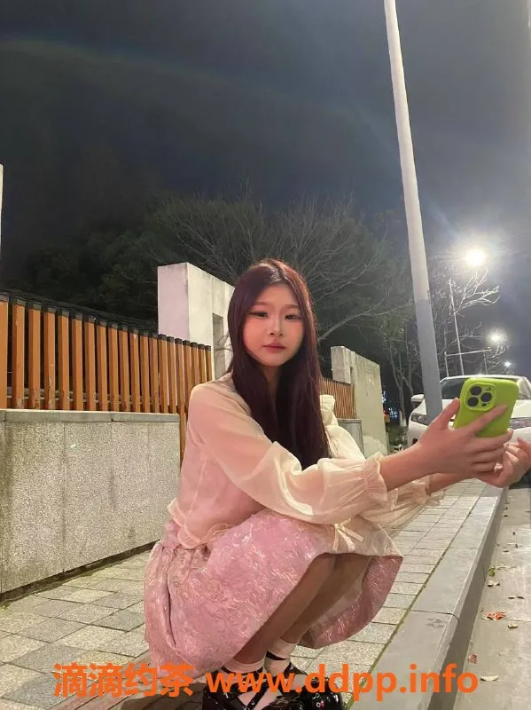 宁波楼凤-宁波梦瑶，18岁C罩杯，专业技巧服务！