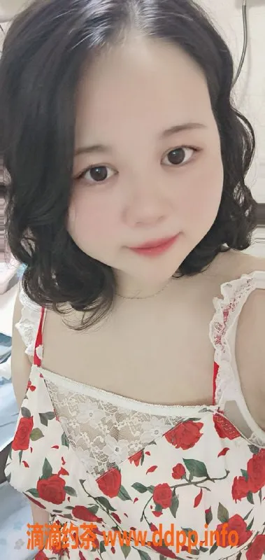 广州楼凤-白云念念，4P夜课，丰富服务等你体验！