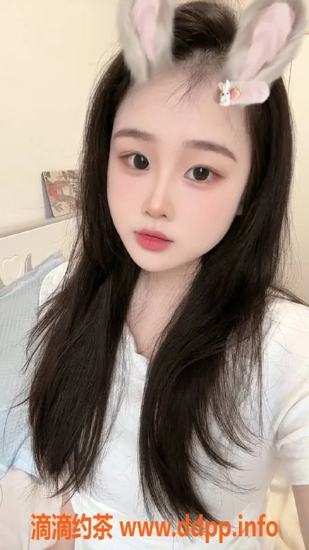 杭州楼凤-上城嫩妹初芯，900元体验服务，舌吻、69互舔！