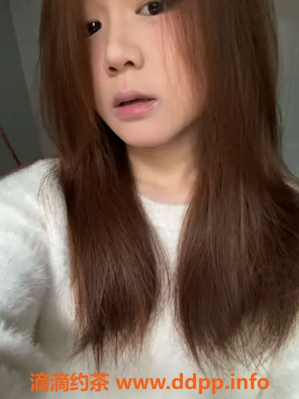 成都楼凤-成华区兰兰，17岁160cm，女友感服务超赞！