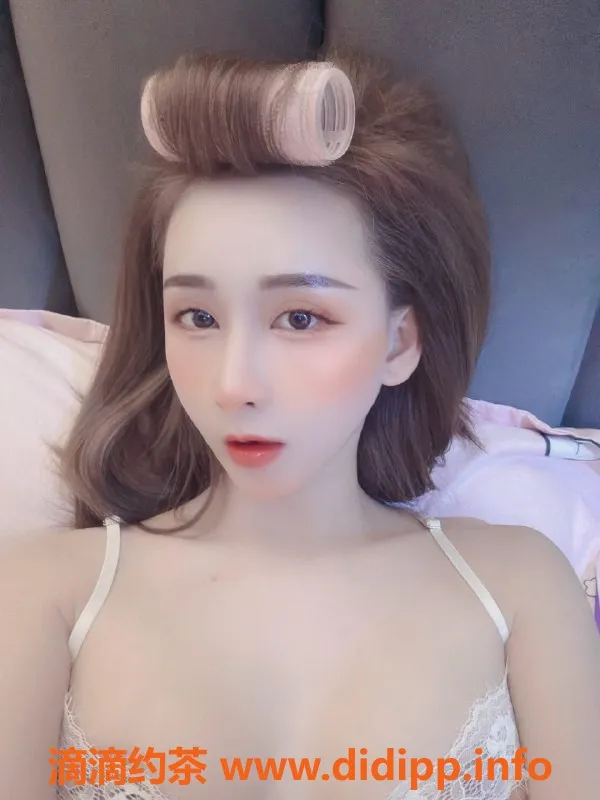 广州楼凤-广州天河罗莎，750元起，蛇吻体验等你来