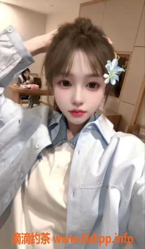 杭州楼凤-上城小梨花，171cm 18岁，激情服务仅1200元