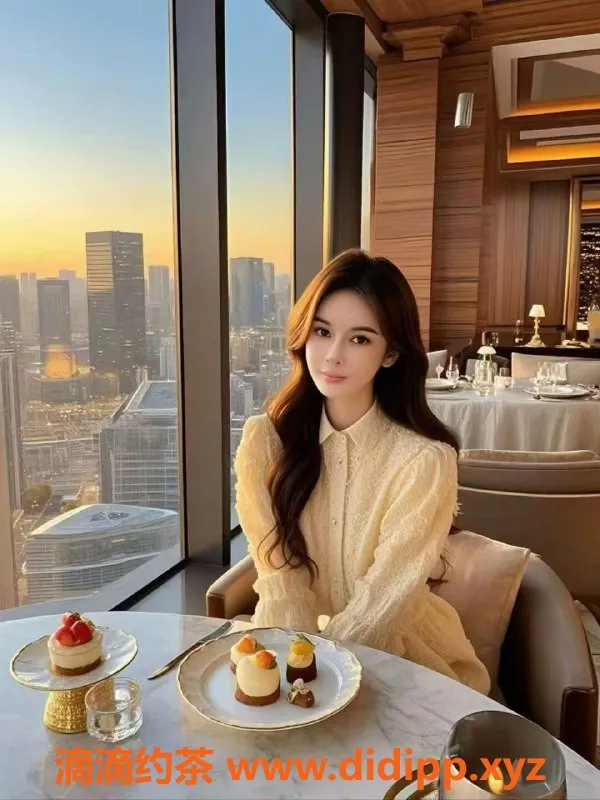 东莞楼凤-南城小芙蓉热情款待，私聊了解更多！