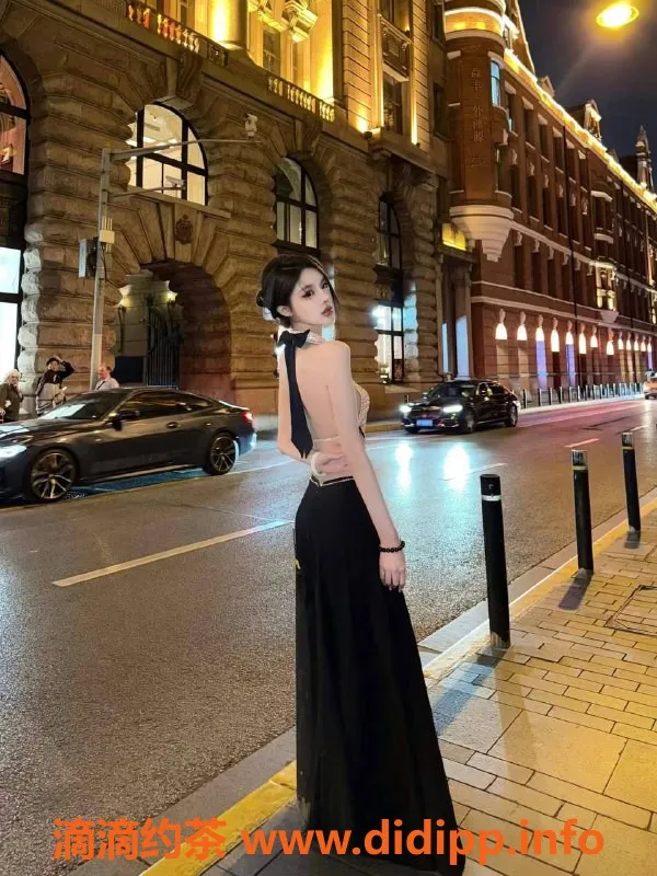 深圳楼凤-福田高端极品叶灵儿，20岁176cm身材完美